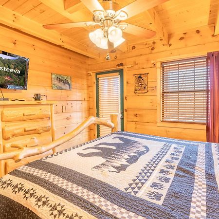 Moonshine Ridge Cabin With Hot Tub And Fire Pit Pigeon Forge Buitenkant foto