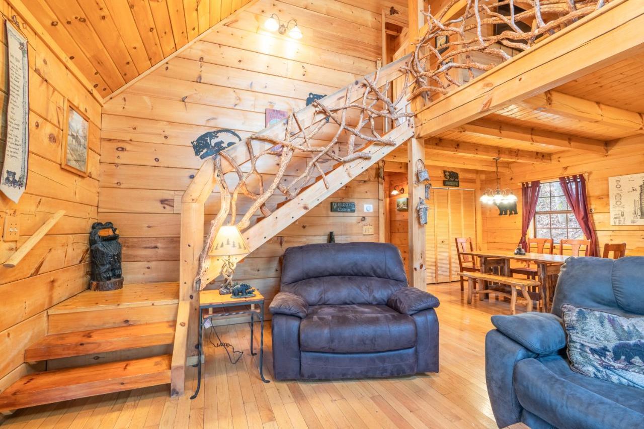 Moonshine Ridge Cabin With Hot Tub And Fire Pit Pigeon Forge Buitenkant foto