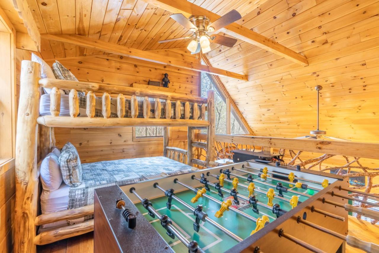 Moonshine Ridge Cabin With Hot Tub And Fire Pit Pigeon Forge Buitenkant foto