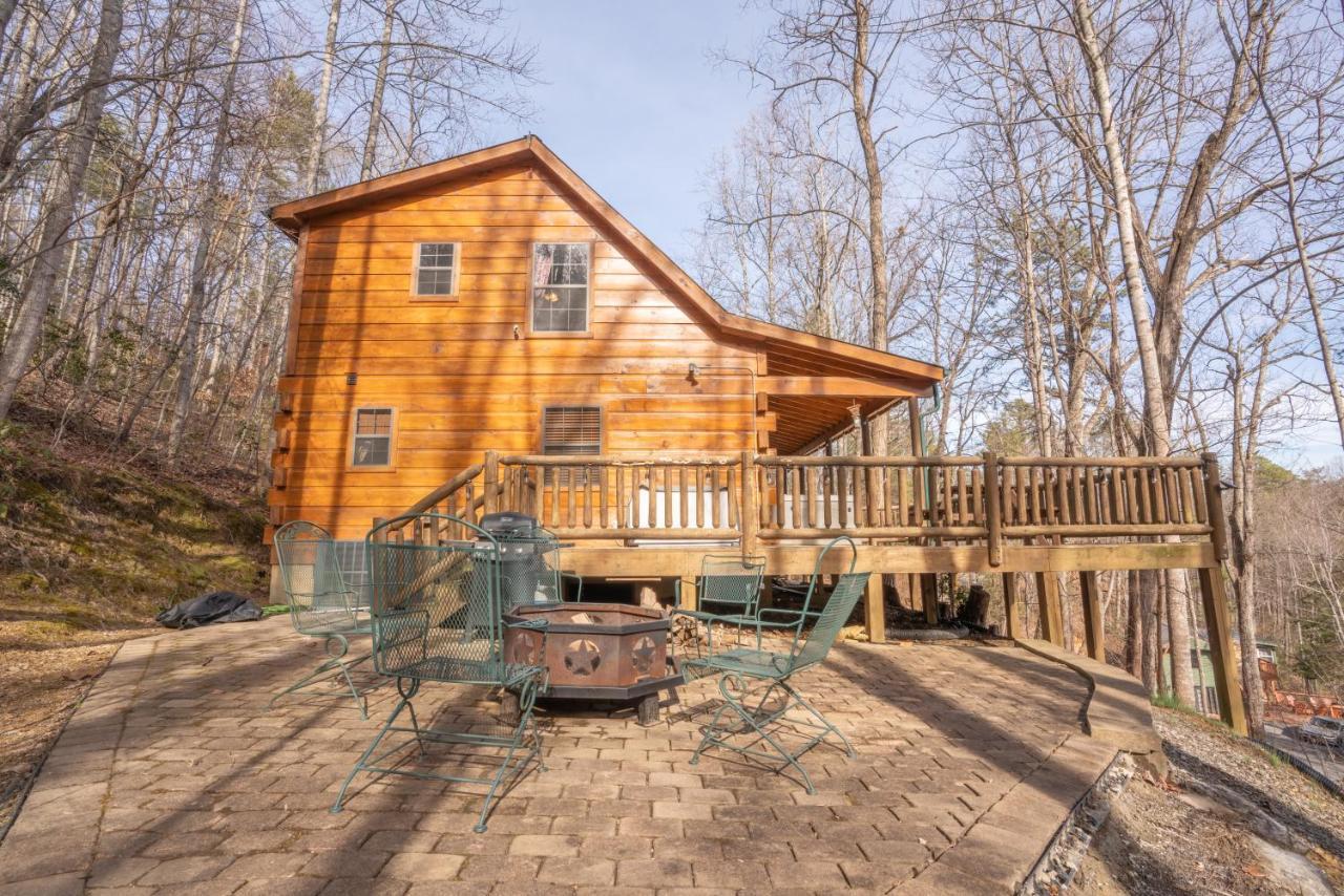 Moonshine Ridge Cabin With Hot Tub And Fire Pit Pigeon Forge Buitenkant foto